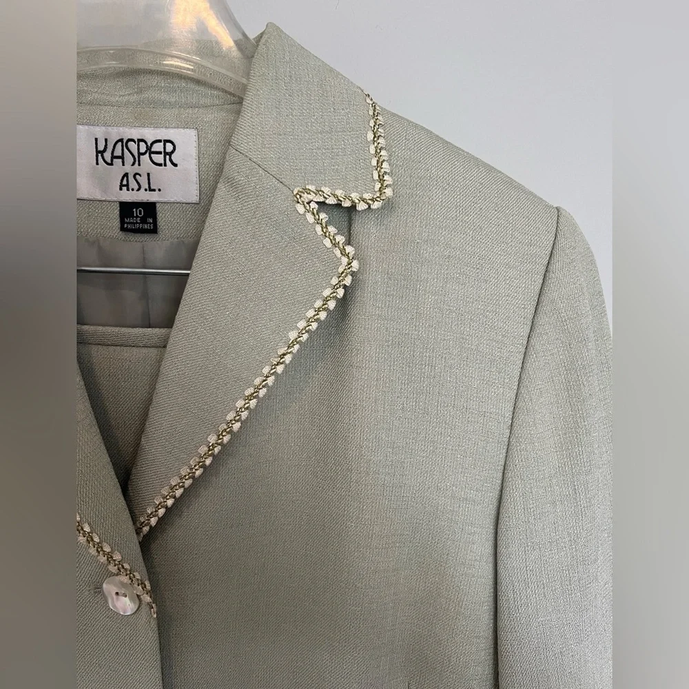 Kasper A.S.L. Skirt Suit Set Size 10 Sage Green Blazer & Pencil Skirt Vintage